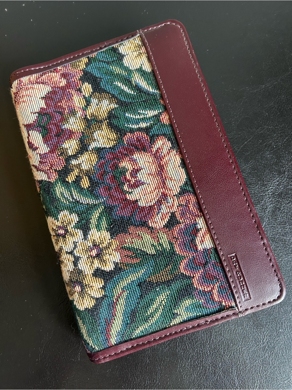 Day Runner Vintage Floral Tapestry Day Timer Agenda with Burgundy Trim